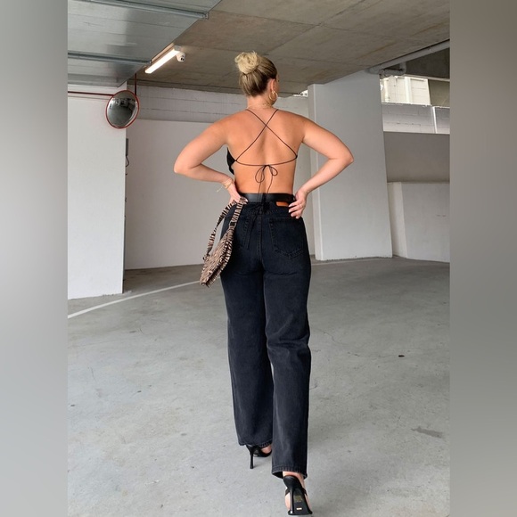 Princess Polly JULIA TOP BLACK - Picture 2 of 11